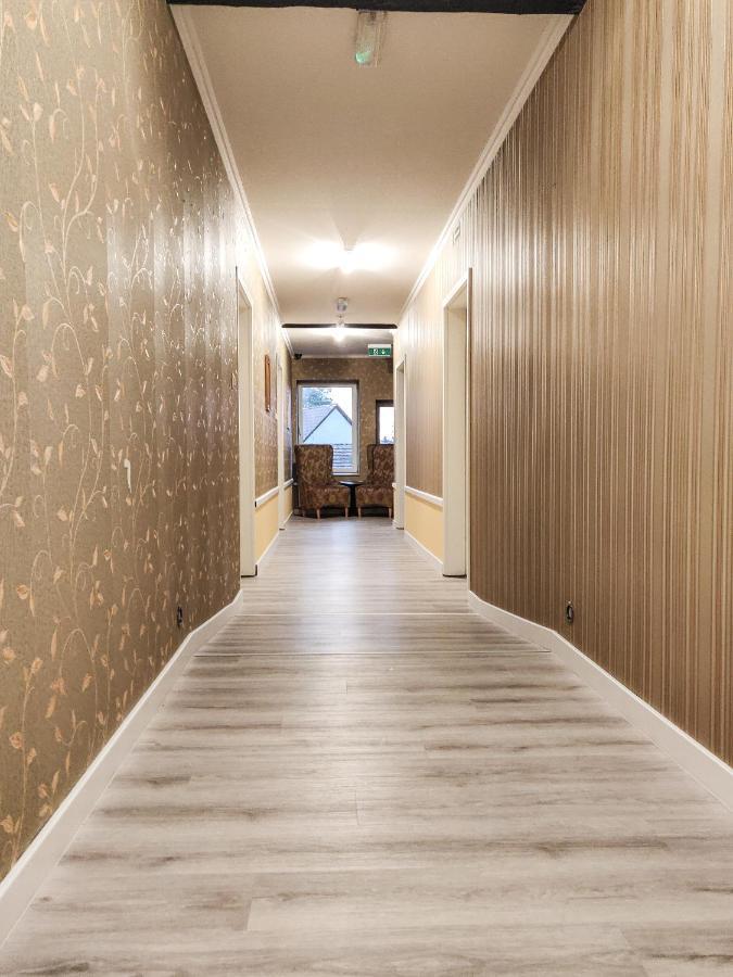 Dom Weselny Pod Kasztanem Hotel Любан Екстериор снимка